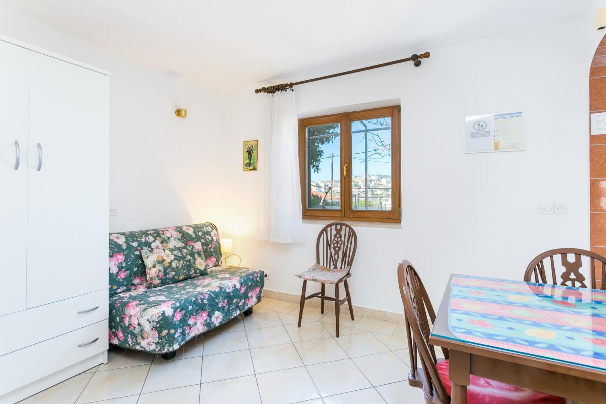 Seaside Apartments With A Swimming Pool Okrug Gornji, Ciovo - 11374 Trogir Pokoj fotografie